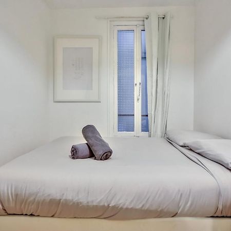 Appartement Quartier Pigalle Free Netflix Paris Exterior photo